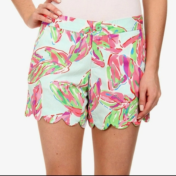 Lilly Pulitzer The Buttercup Scalloped short - Picture 1 of 7